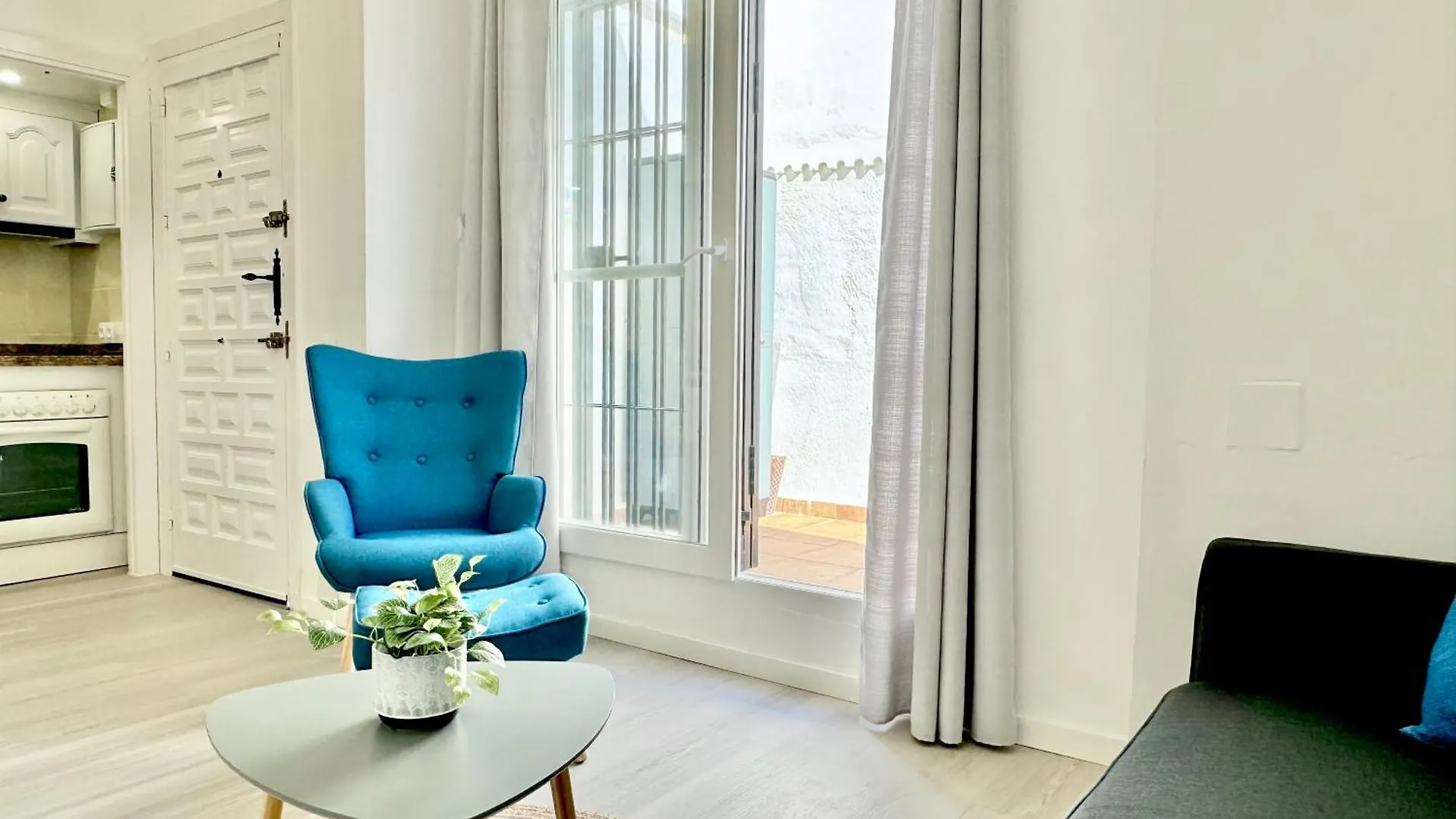 Bright, Cozy Flat Close To The Beach Sitio de Calahonda Apartment
