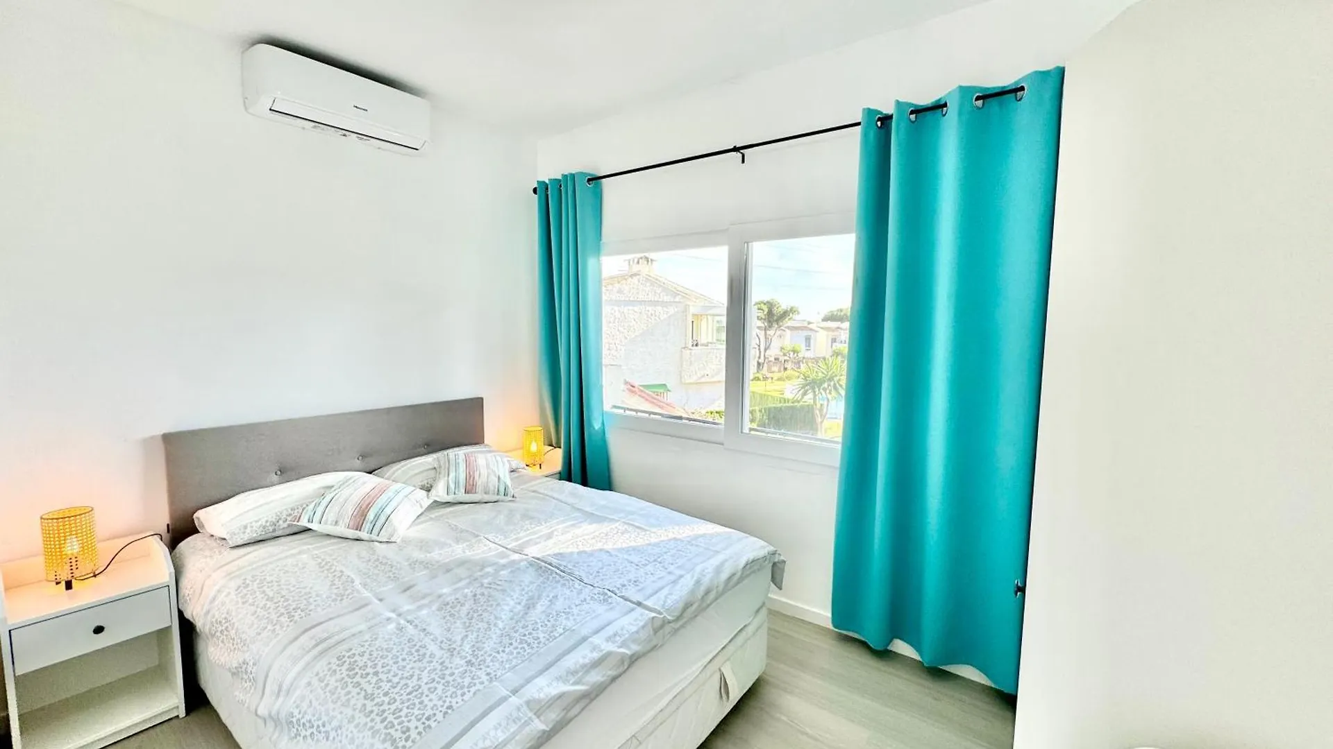 Bright, Cozy Flat Close To The Beach Sitio de Calahonda Spain