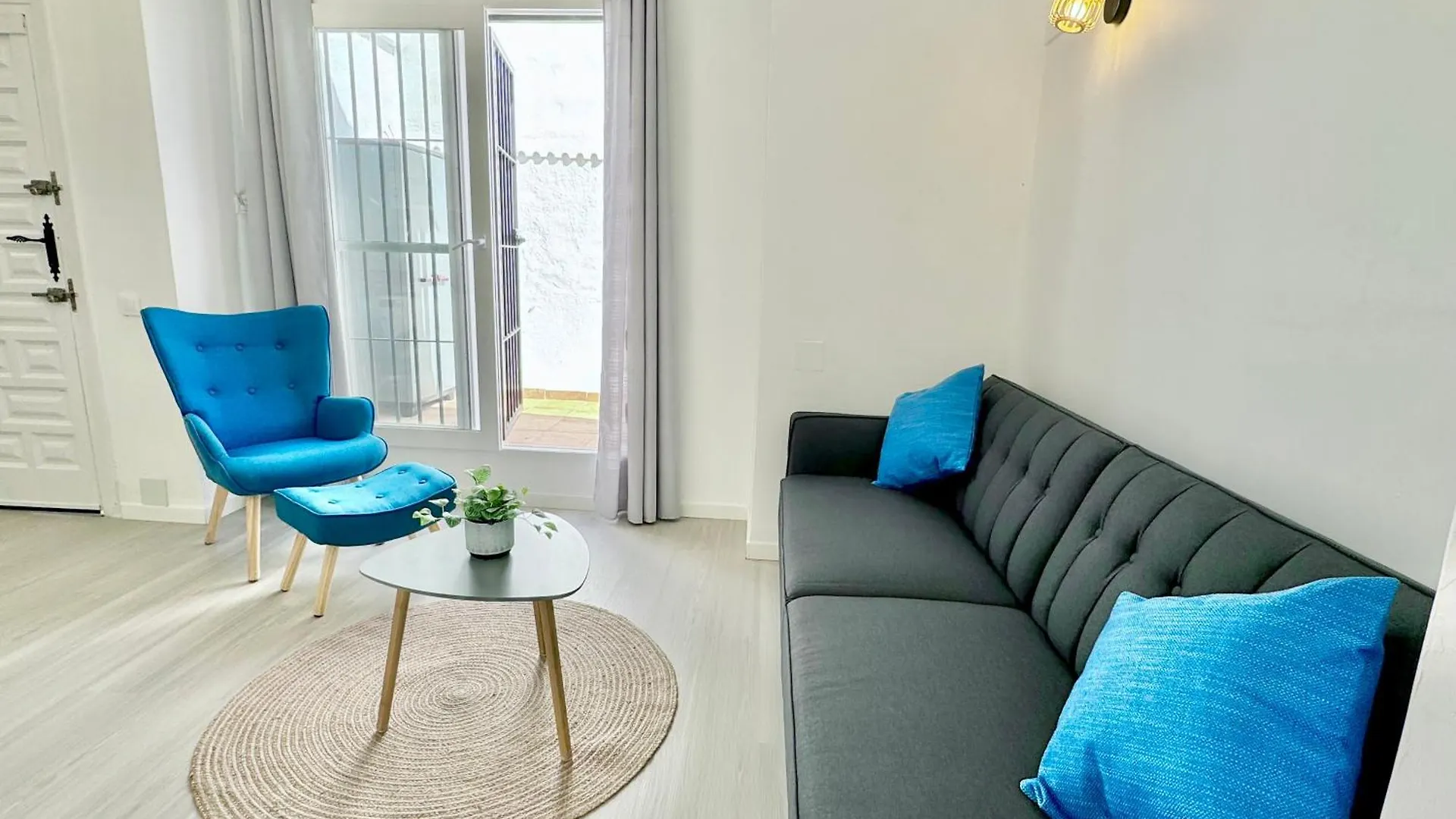 Bright, Cozy Flat Close To The Beach Sitio de Calahonda
