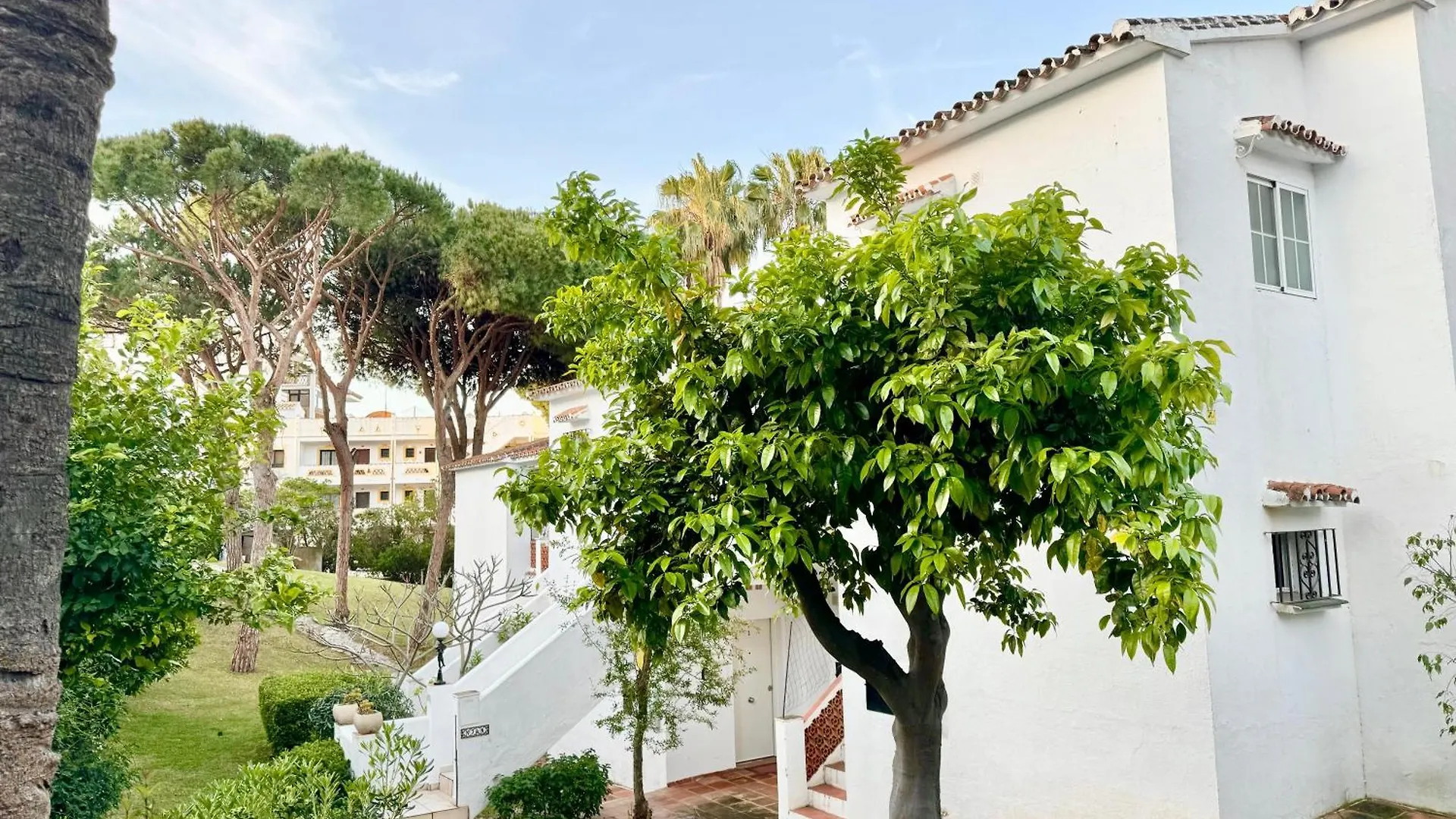Apartment Bright, Cozy Flat Close To The Beach Sitio de Calahonda Spain